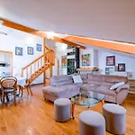 Carera 69 Апартаменты Ровинь
