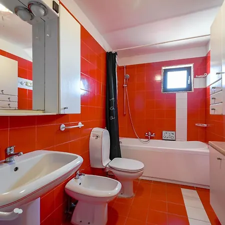 Carera 69 Apartment *